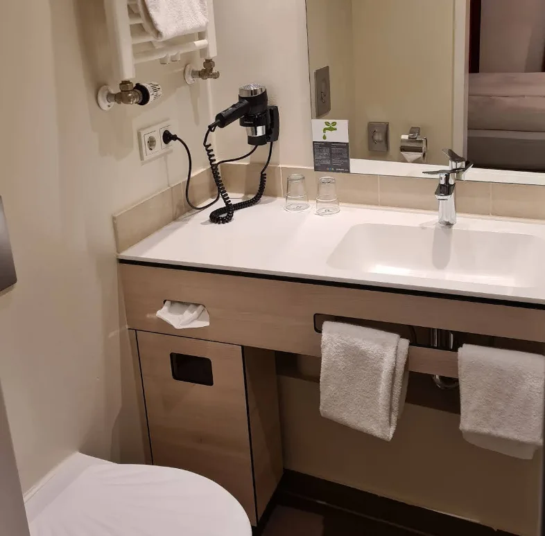 H+ Hotel (5).webp
