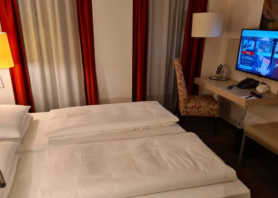 H+ Hotel (8).webp