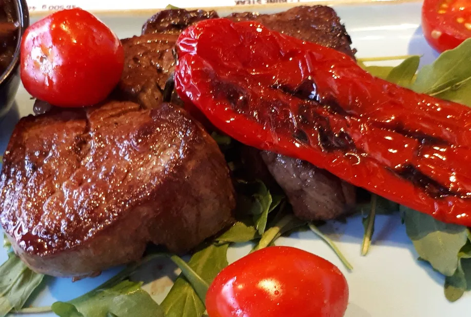 FRANKIES Steak & Burger (15).webp
