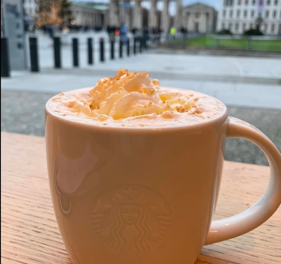 Starbucks (7).png