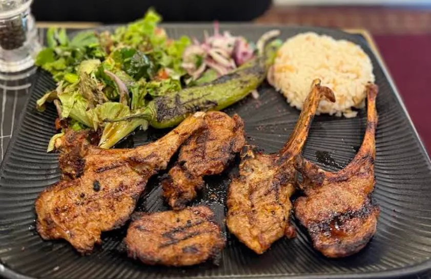 Mangal ET Kebap-Haus (10).png