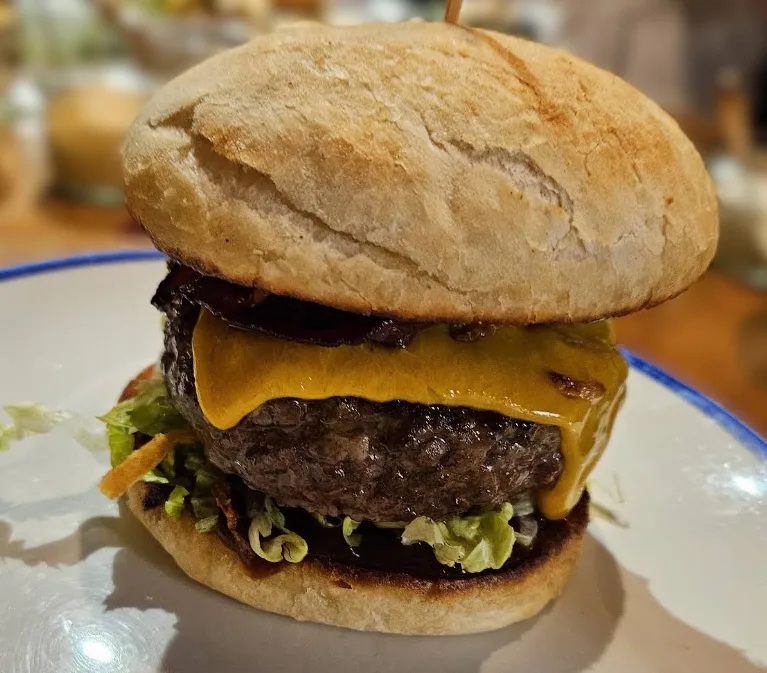 Bootshaus Grill & Bar (14).png