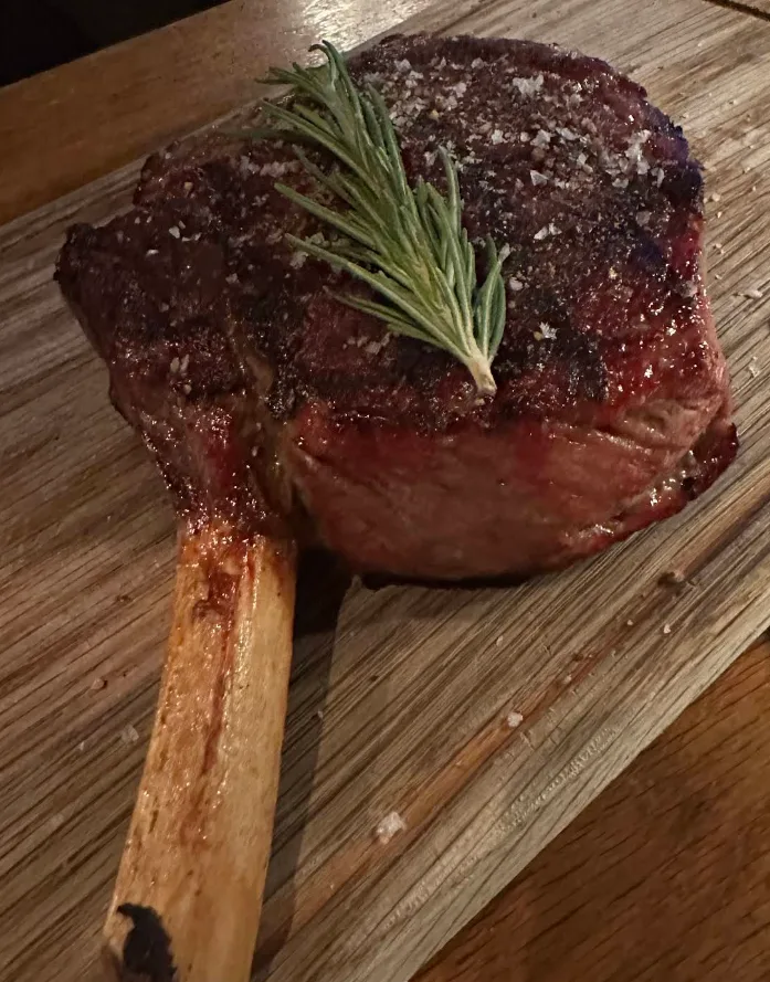 Bootshaus Grill & Bar (29).png