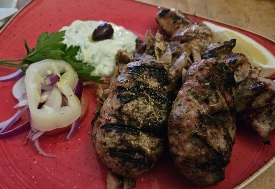 Taverna Paros (9).png