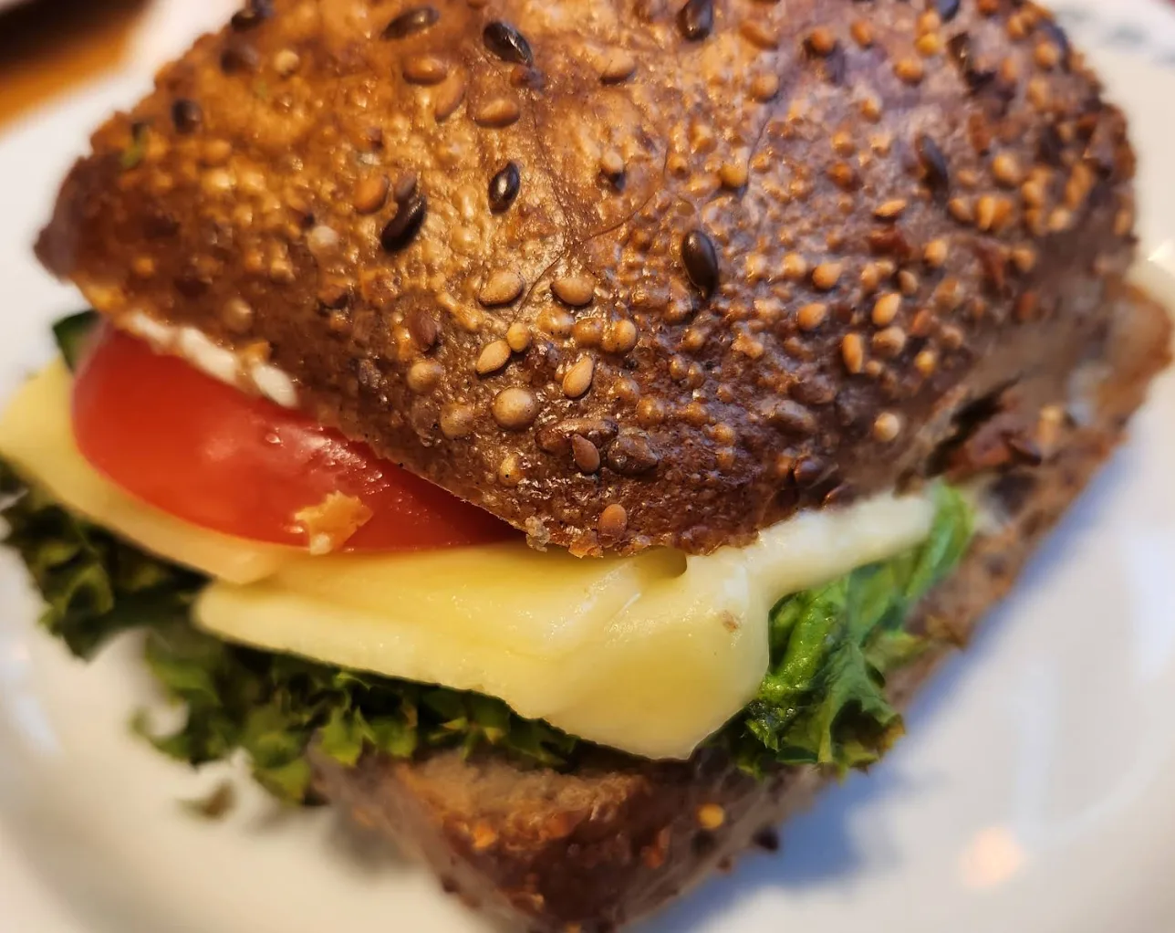 Kamps Bäckerei mit Backstube (5).png