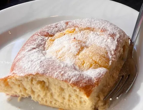Kamps Bäckerei mit Backstube (11).png