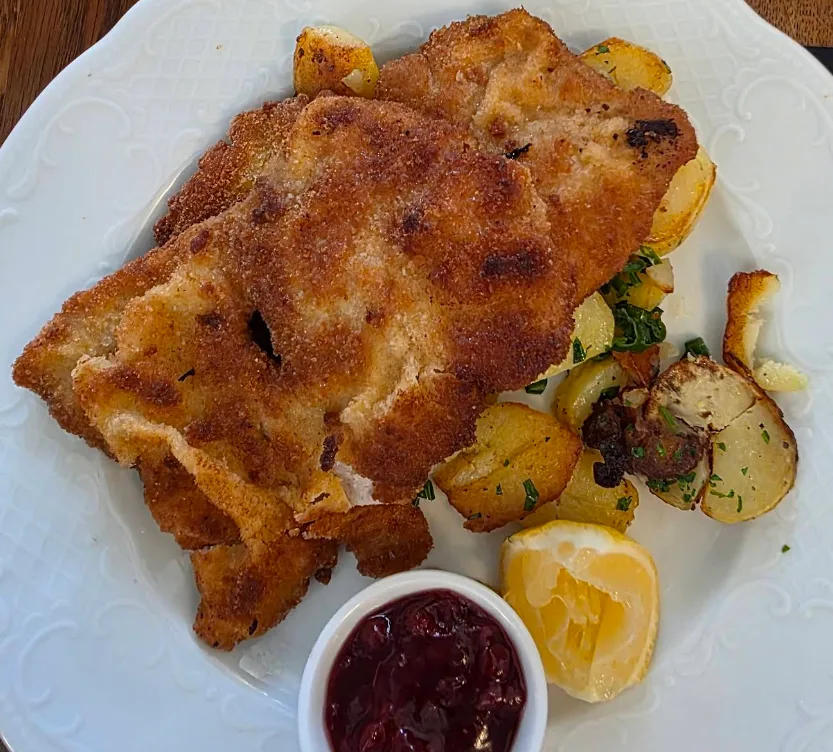 Gaststätte Burg Pappenheim (22).webp