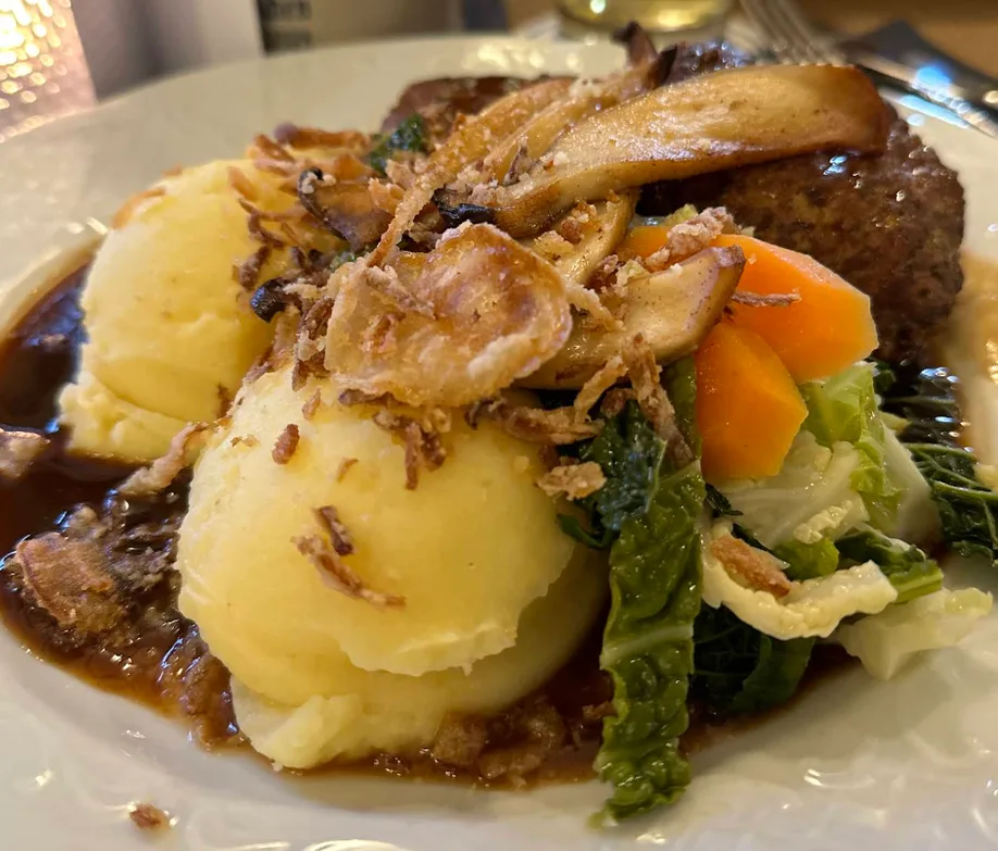 Gaststätte Burg Pappenheim (45).webp
