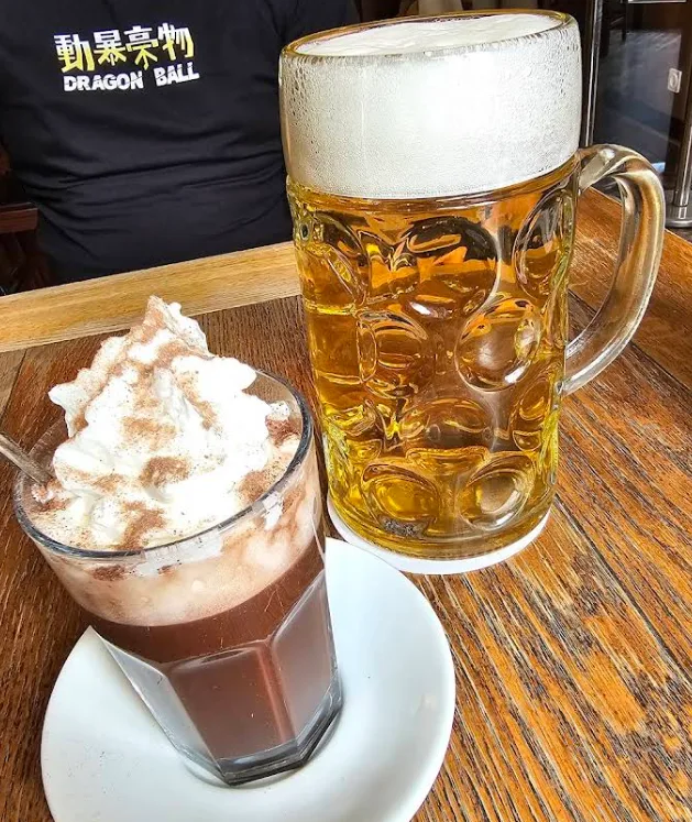 Hopfingerbräu am Brandenburger Tor.png
