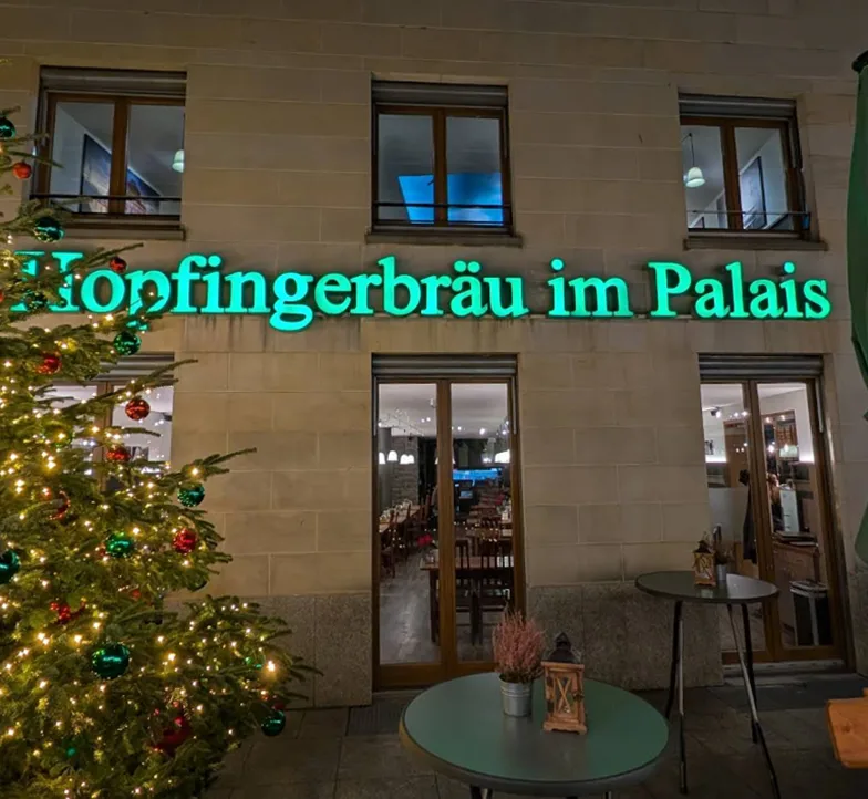 Hopfingerbräu am Brandenburger Tor Thumnail.webp