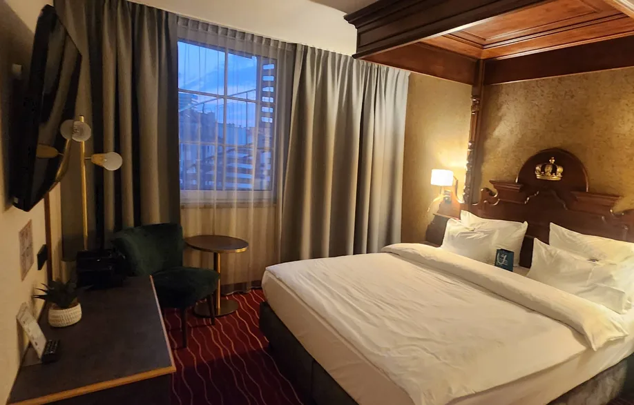 KING's HOTEL (5).webp