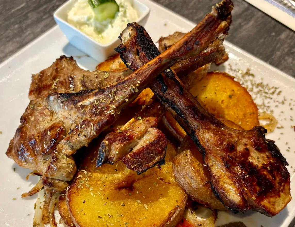 Taverna Alexander's (11).png