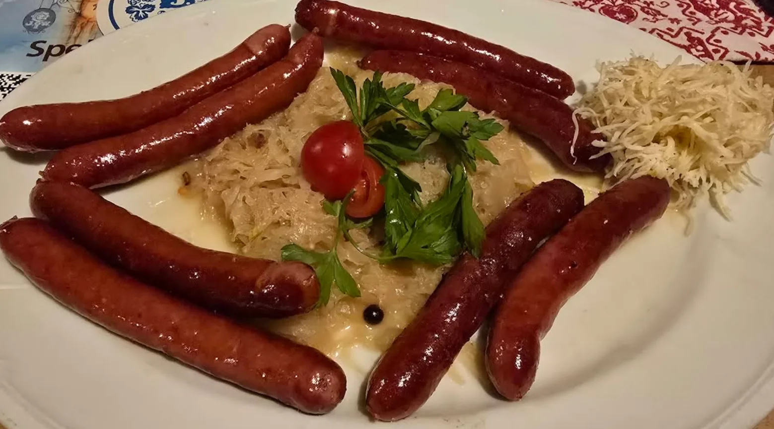 Nuernberger Bratwurst Gloeckl am Dom (14).png