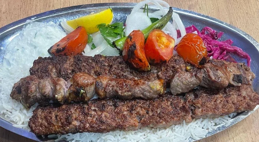 Sara H Grill House (16).png