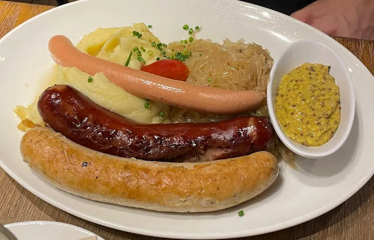 Deli Bros (7).webp