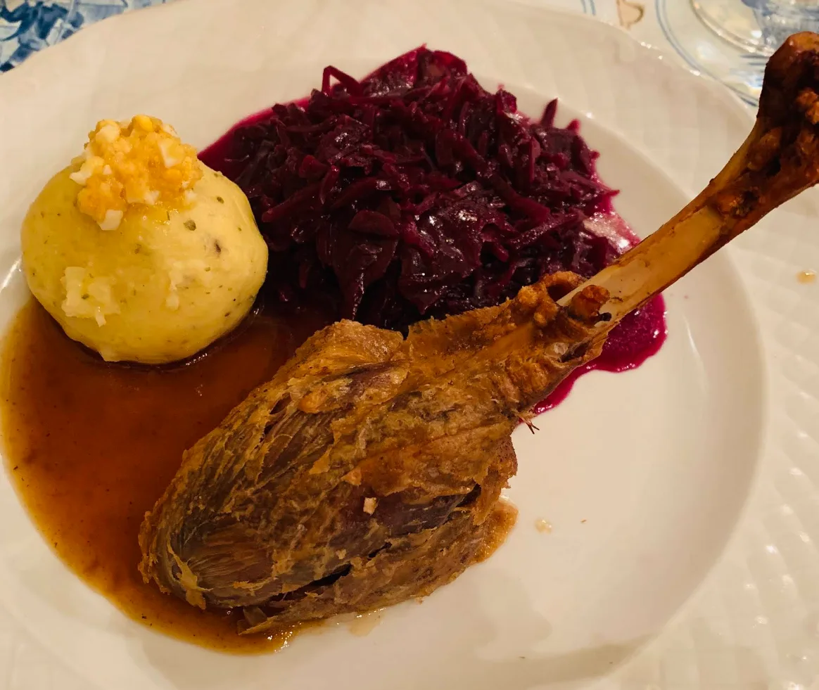 Em Krützche (23).png