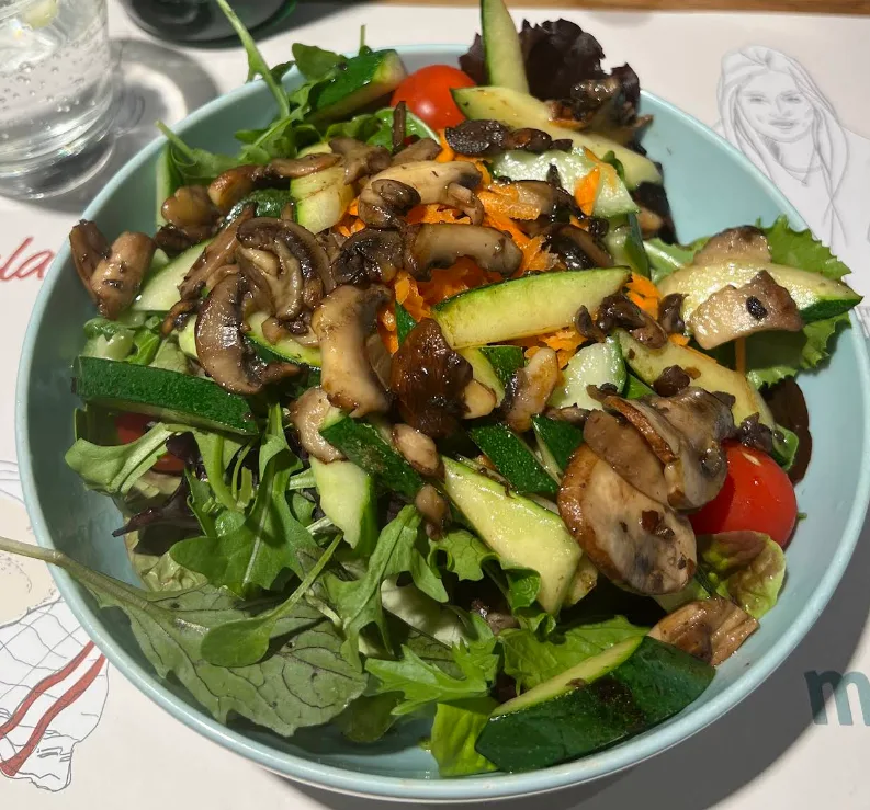 mama trattoria Berlin Mitte (29).png