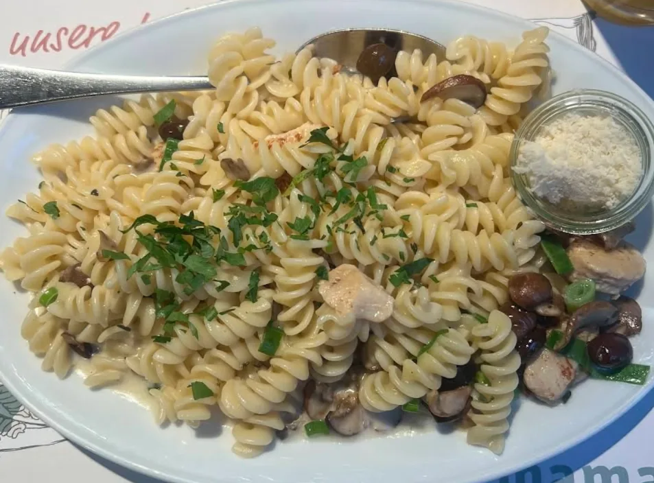 mama trattoria Berlin Mitte (22).png