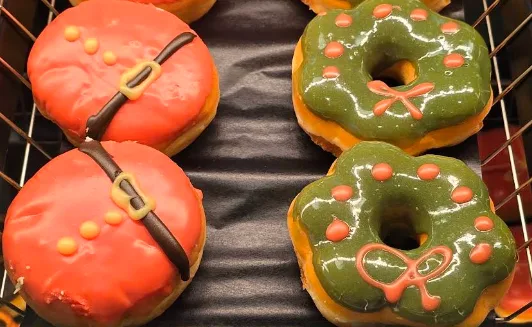 Dunkin' Donuts (7).png