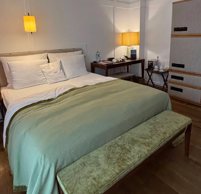 LOUIS Hotel (4).webp